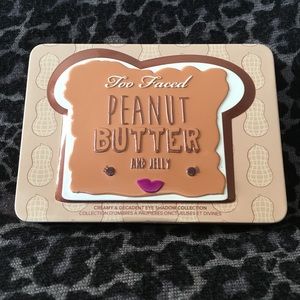 ❌SOLD❌ 🥜TOO FACED PEANUT BUTTER & JELLY PALETTE ★